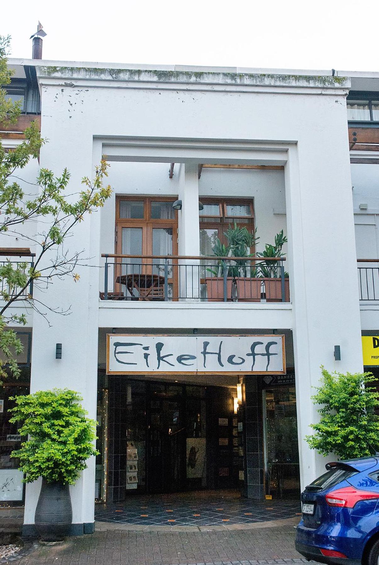 Lägenhet på 84 m² i Stellenbosch Central, med 2 sovrum och 2 badrum  Exteriör bild